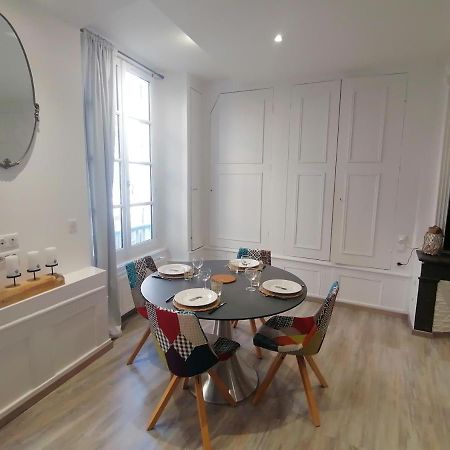 Appartement F2 Dans Le Centre Historique Le Puy-en-Velay Luaran gambar